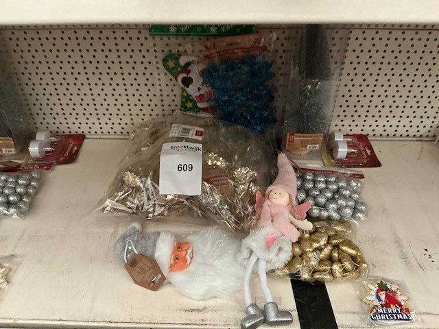 Partij kerstdecoratie. - afbeelding 1 van  1