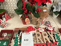 Partij kerstdecoratie. - afbeelding 1 van  1