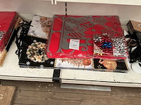 Partij kerst,draagtassen+decoratie. - afbeelding 1 van  1