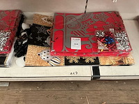 Partij kerst,draagtassen+decoratie. - afbeelding 1 van  1