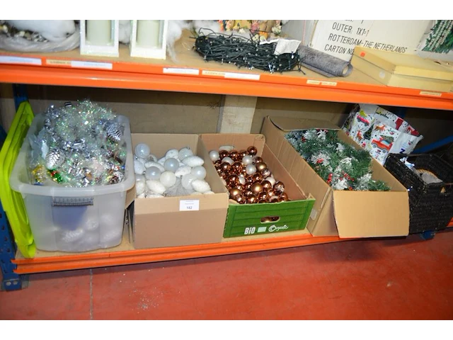 Partij kerstversiering - afbeelding 1 van  8