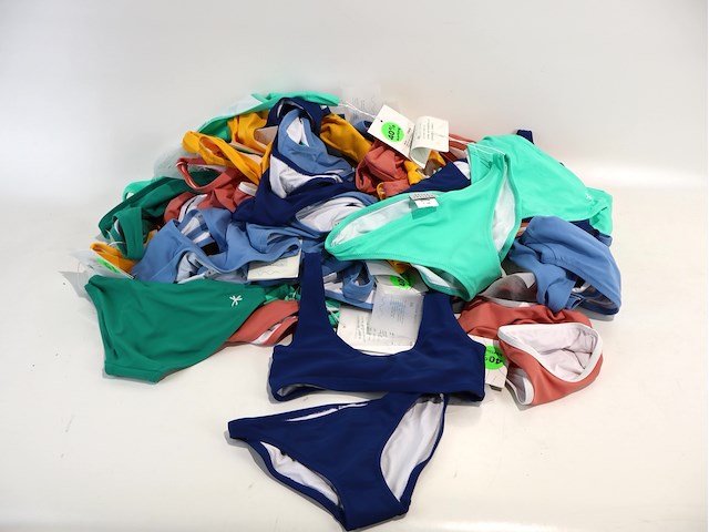 Partij kinderbadpakken - afbeelding 1 van  4