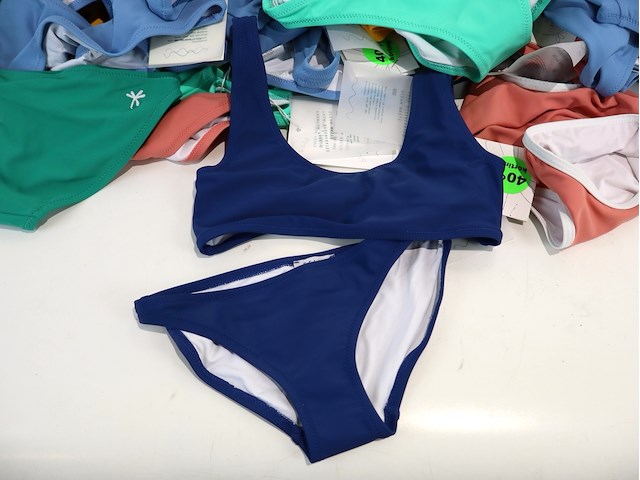 Partij kinderbadpakken - afbeelding 2 van  4