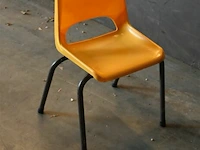 Partij kinderstapelstoelen - afbeelding 2 van  4