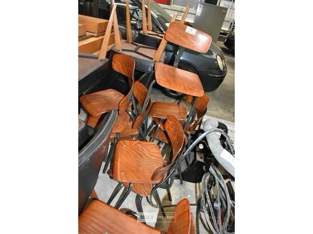 Partij kinderstoelen hout/metaal - afbeelding 1 van  2