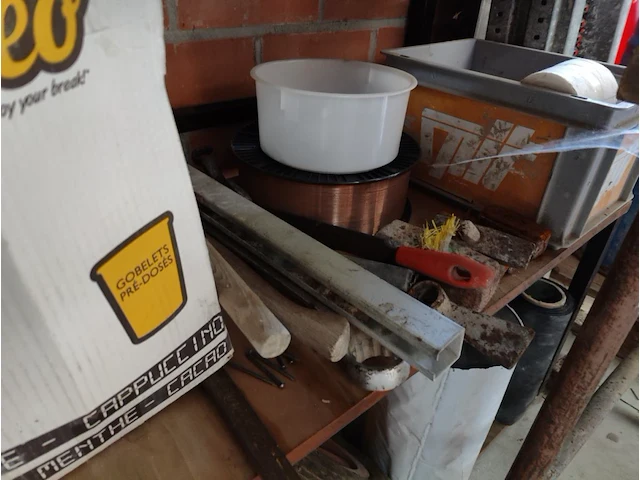 Partij klein aannemersmateriaal - afbeelding 10 van  20