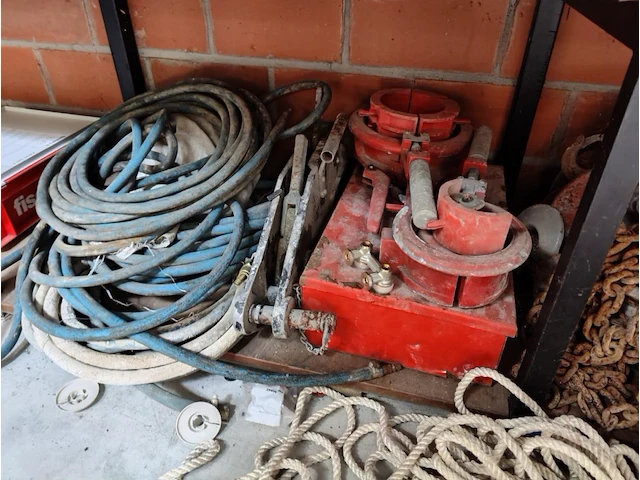 Partij klein aannemersmateriaal - afbeelding 11 van  20