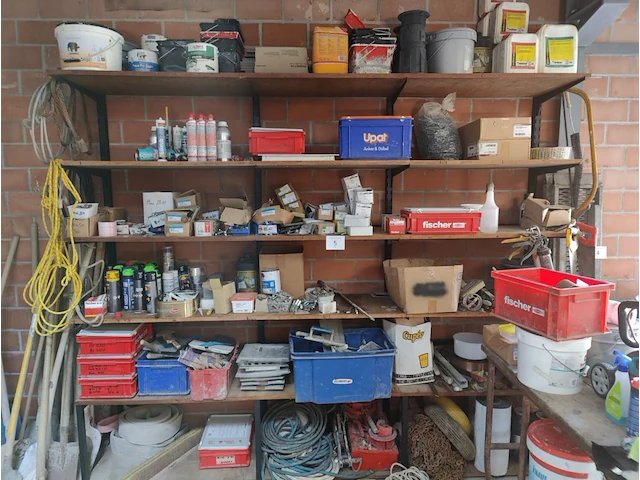 Partij klein aannemersmateriaal - afbeelding 1 van  20