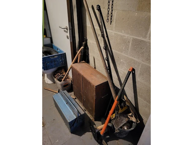 Partij klein gereedschap en tuinonderhoud - afbeelding 5 van  15