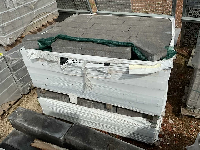Partij klinkers - afbeelding 1 van  5