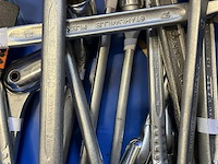 Partij kniesleutels - afbeelding 3 van  6