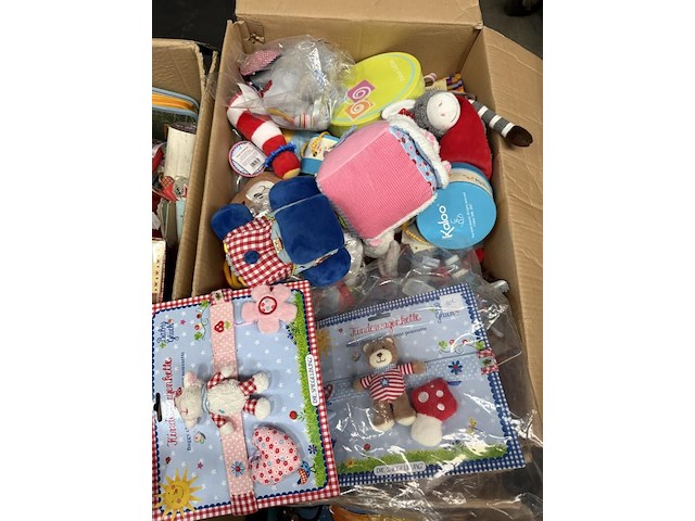 Partij knuffels - afbeelding 1 van  5