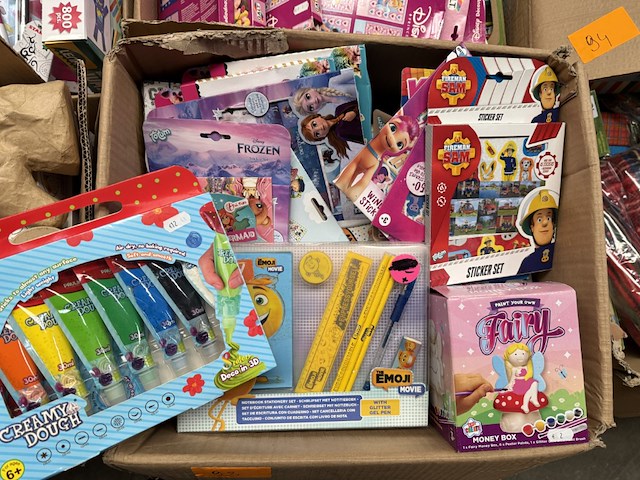 Partij knutselgerief - afbeelding 1 van  6