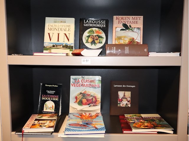 Partij kookboeken - afbeelding 1 van  7