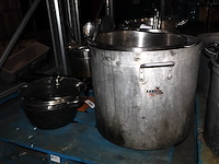 Partij kookgerei - afbeelding 3 van  4