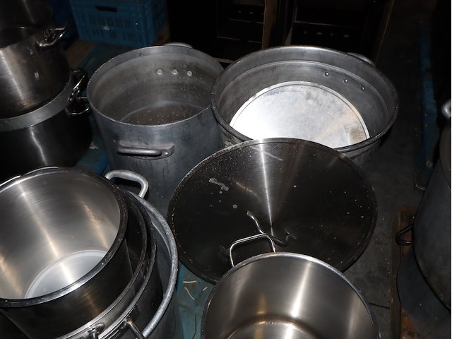 Partij kookgerei - afbeelding 3 van  3