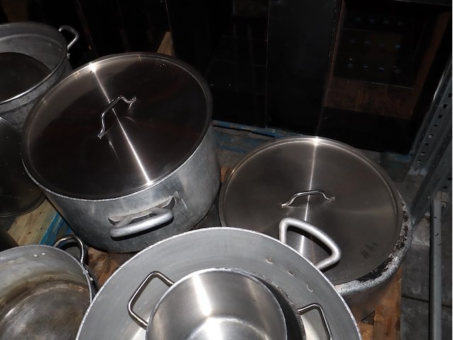 Partij kookgerei - afbeelding 3 van  3