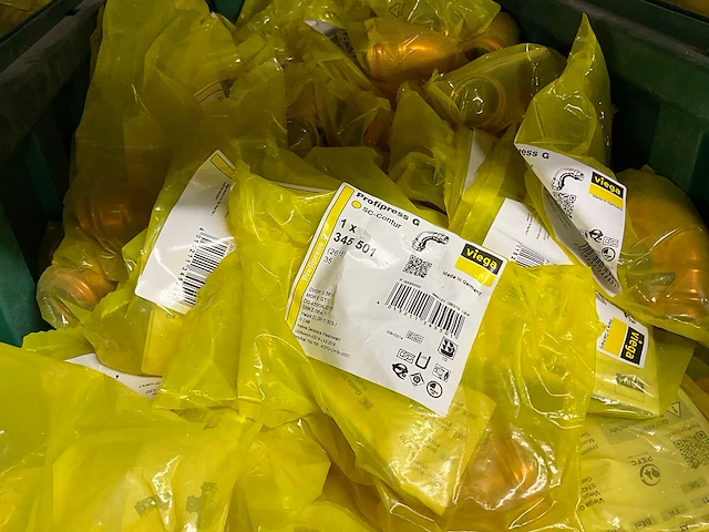 Partij koppelstukken + etc sanitair - afbeelding 16 van  74