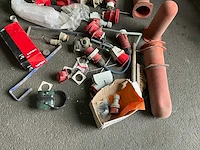 Partij krachtstroom-installatiemateriaal - afbeelding 2 van  8