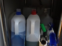 Partij kuisgereedschap + producten - afbeelding 4 van  4