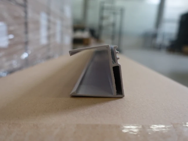 Partij kunstsstof houders voor prijskaartjes - afbeelding 3 van  7