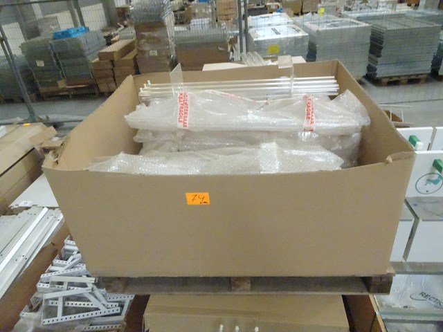 Partij kunststof dispensers - afbeelding 6 van  6