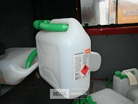 Partij kunststof jerrycans - afbeelding 4 van  6