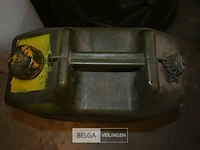 Partij kunststof jerrycans - afbeelding 4 van  4