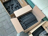 Partij kunststof randprofielen + kunststof nagels - afbeelding 10 van  25