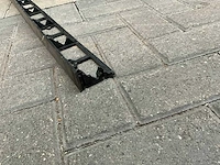 Partij kunststof randprofielen + kunststof nagels - afbeelding 24 van  25