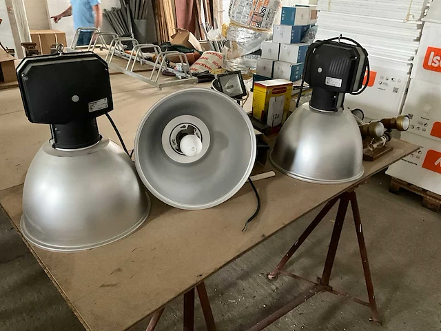 Partij lampen - afbeelding 1 van  6