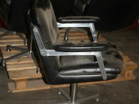 Partij lederen stoelen met armleuning - afbeelding 3 van  5