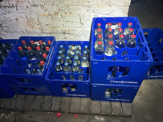 Partij leeggoed frisdranken en bieren - afbeelding 4 van  23