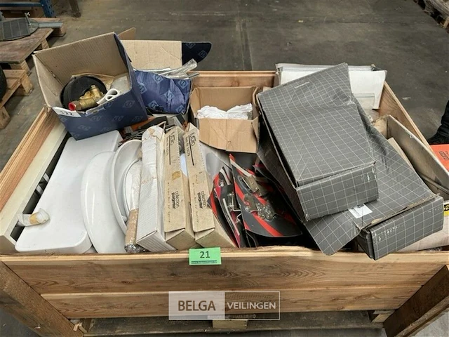 Partij loodgieters materialen - afbeelding 1 van  8