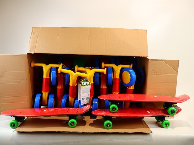 Partij loopfiets/skateboard - afbeelding 1 van  4