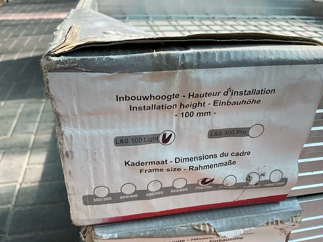 Partij l&s top solution - aluminium klinkerdeksels - afbeelding 2 van  13
