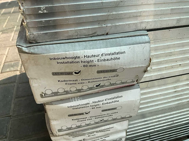 Partij l&s top solution - aluminium klinkerdeksels - afbeelding 3 van  13