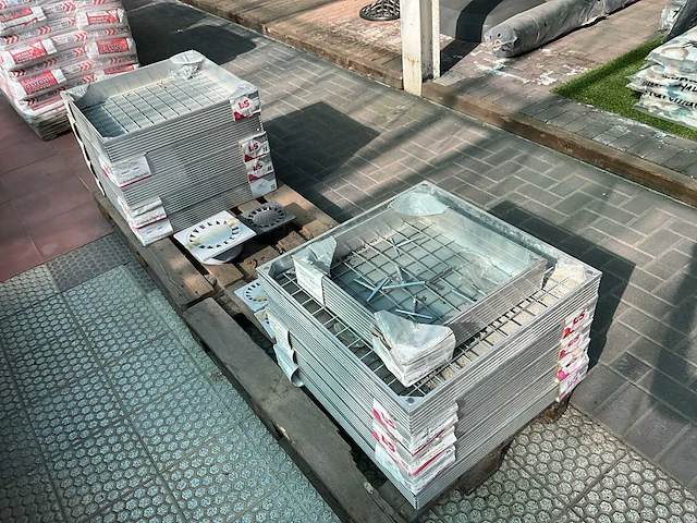 Partij l&s top solution - aluminium klinkerdeksels - afbeelding 8 van  13