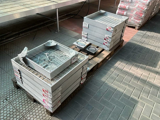 Partij l&s top solution - aluminium klinkerdeksels - afbeelding 9 van  13