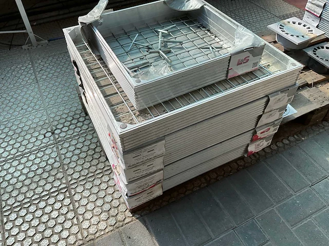 Partij l&s top solution - aluminium klinkerdeksels - afbeelding 10 van  13