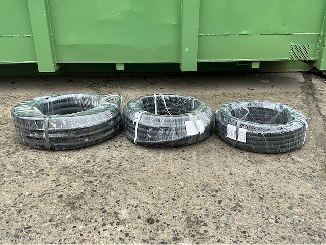 Partij luchtslanghaspels - afbeelding 1 van  11