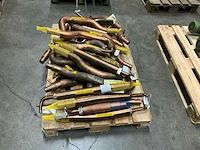 Partij machineonderdelen in rood koper - afbeelding 2 van  4