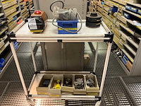 Partij machineonderdelen - afbeelding 1 van  8