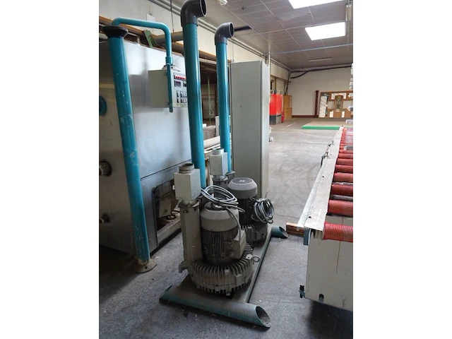Partij machines - afbeelding 28 van  28