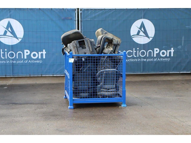 Partij machinestoelen - afbeelding 1 van  1