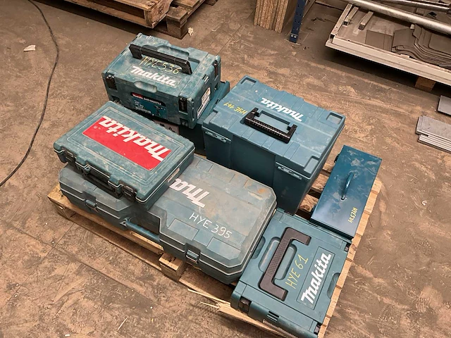 Partij makita machines - afbeelding 1 van  10