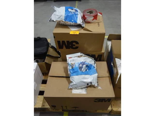 Partij maskers 3m - afbeelding 1 van  6