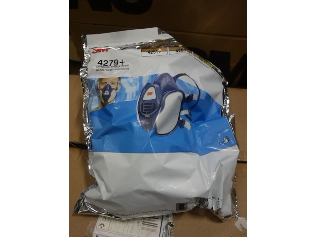 Partij maskers 3m - afbeelding 2 van  6