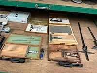 Partij meetgereedschappen - afbeelding 2 van  7