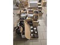 Partij met 259 verscheidene wijnenflessen - afbeelding 3 van  10